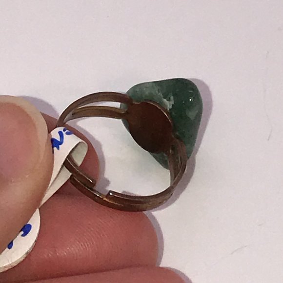Green Aventurine Stone Ring, Sizeable - Picture 4 of 6
